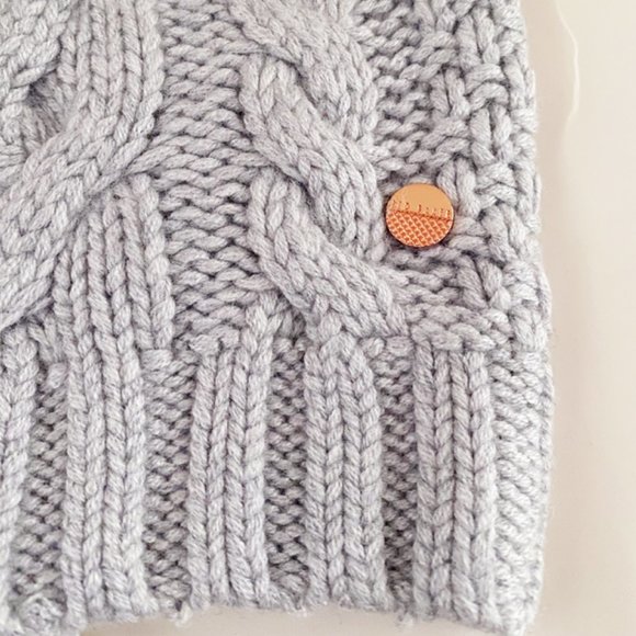 TED BAKER YNUTA Winter Cable Knit Pom Pom Gray Hat - Picture 2 of 3